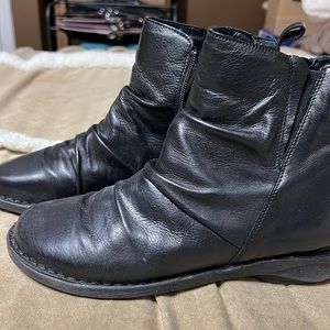 Miz Mooz black bootie size 39